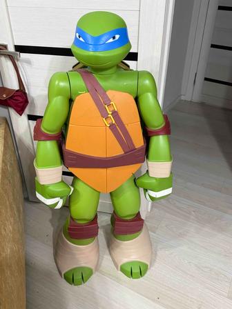 Статуя черепашка ниндзя