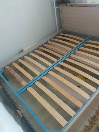 Двухспальная кровать 160 на 200 без матраса