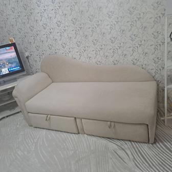 Продам мини диванчик