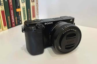 Sony Alpha A6000 комплект с объективом