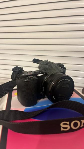 Видеокамера Sony zv-e10
