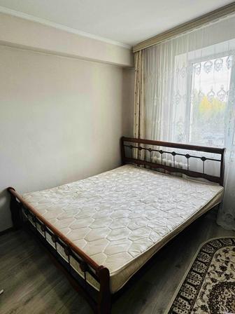 Кровать