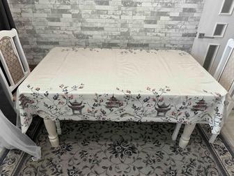 Кухонный стол