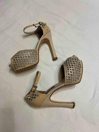 Продаются боссоножки