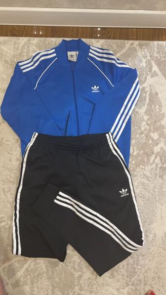 Продам костюм adidas оригинал