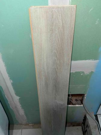 Продам б/у ламинат