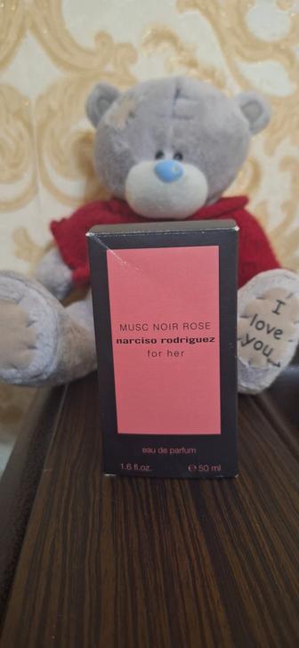 Narciso Rodrigues Musc noir rose