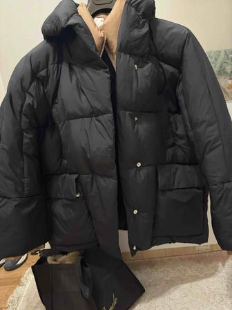 Продам зимнюю куртку новая