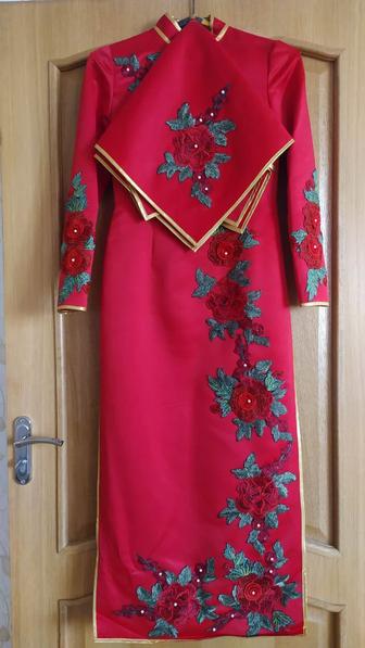 Дунганское красное платье