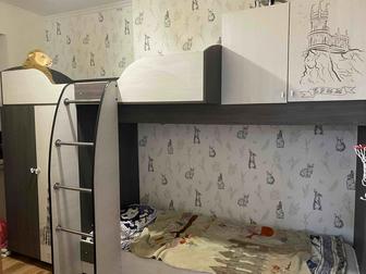 Продам двухъярусную кровать