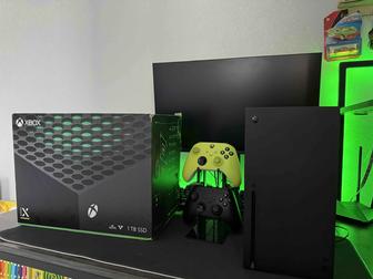 Xbox Series X 1TB 2 геймпада
