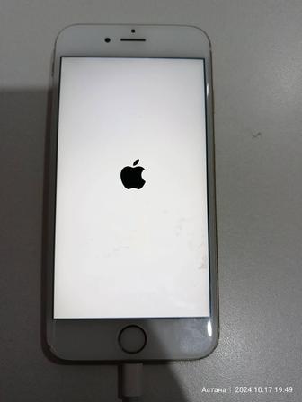 Продам телефон iPhone S на запчасти.