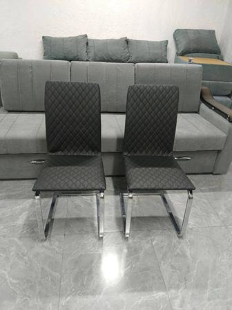 Продам офисные стулья