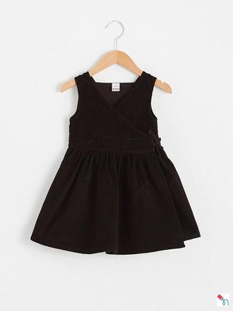 Продам два нарядных платья для девочки (идеально для новогодней фотосессии!