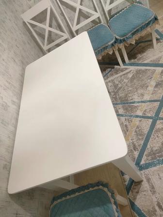 Стол кухонный