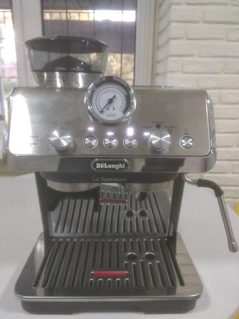 Продам кофемашину Delonghi