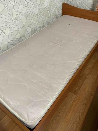 Продам кровать