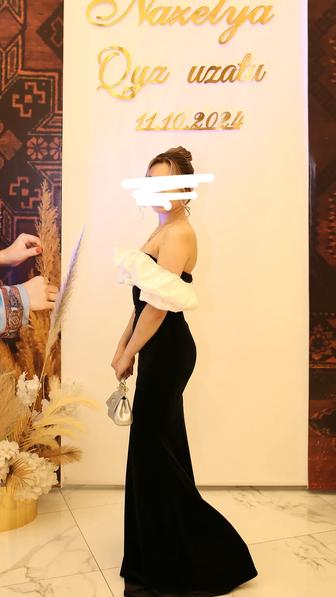 Платья