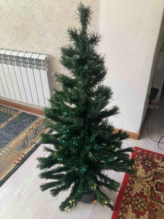 Электрическая новогодняя елка
