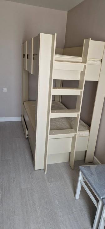 Продам 2 ярусную кровать