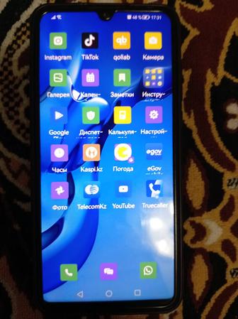 Продам смартфон Hyavei p30 lait.