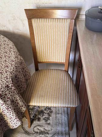 Продаются 4 стула