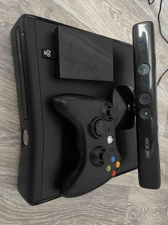 Xbox 360 S Slim, 250GB