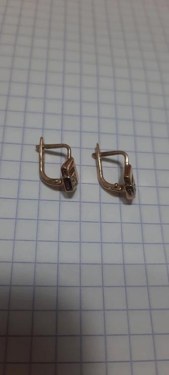 Золотые серьги