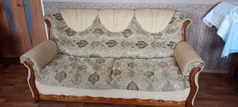 Диван и два кресла