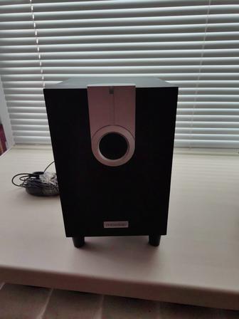 Продаю колонку Microlab