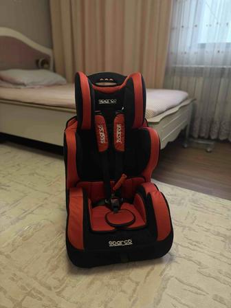 Автокресло SPARCO