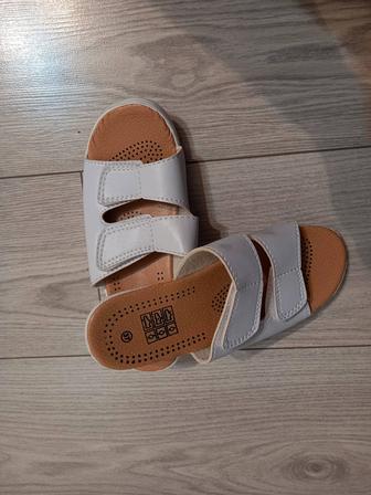 Шлепки летние