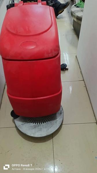 Продам поломоечную машинка