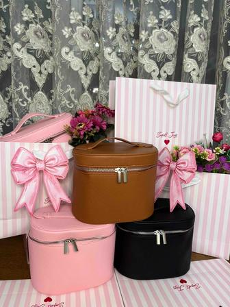 Косметичка. Тренд косметичка. Новая. Подарок 8 марта