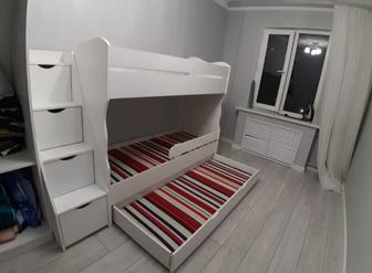 Продам 2-х ярусную кровать,в хорошем состоянии!
