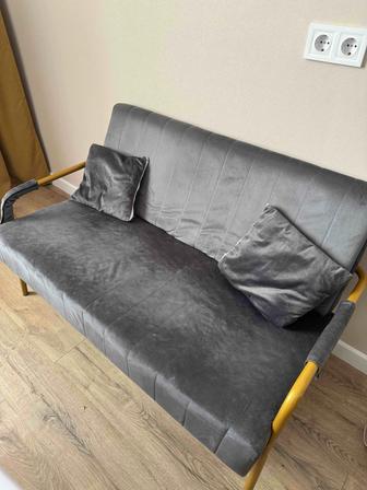 Продам диванчик