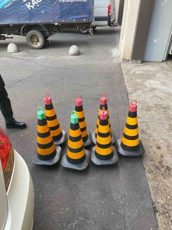 Конусы дорожные