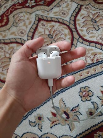 Продажа наушников airpods