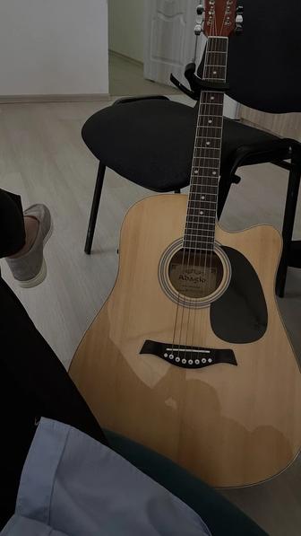 Продаю Гитару