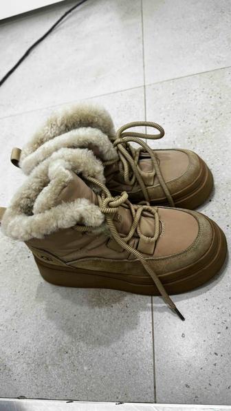 Продам теплые сапожки зимние