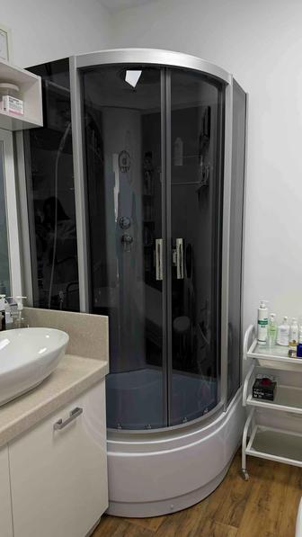 Душевая кабина