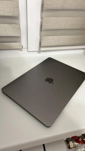 MacBook Pro 13