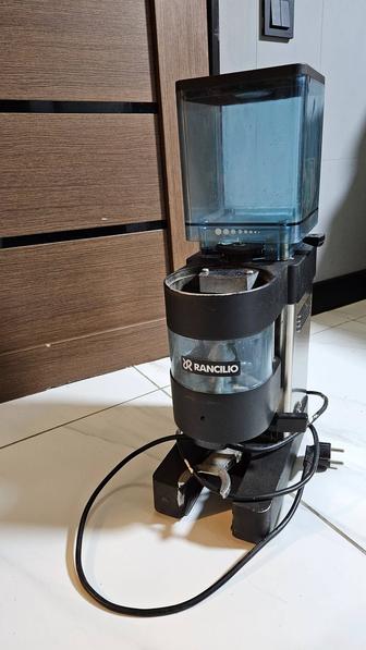 Продам кофемолку