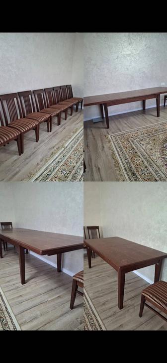 Стол со стульями