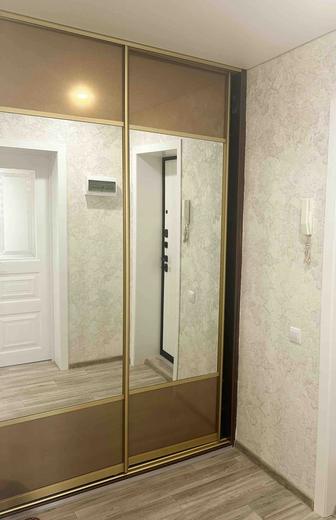 Отдам двери купе