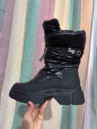 Продаю зимние сапоги