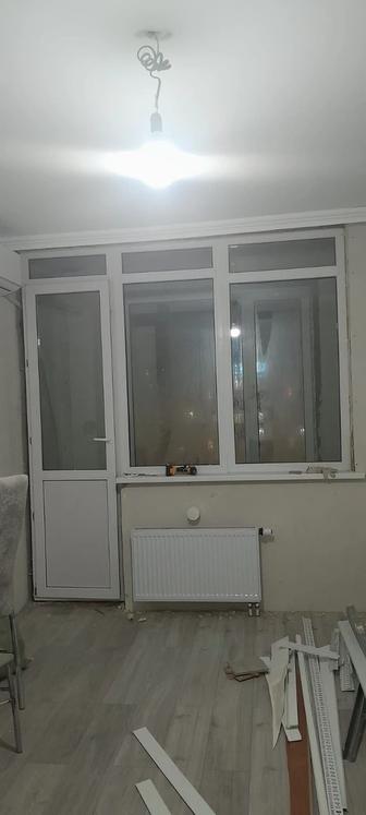 Пластиковая перегородка окна дверь