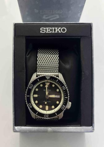 Продам новые механические часы Seiko SRPD73