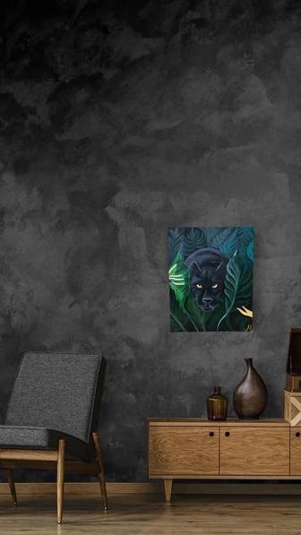 Картина Черная пантера в густой листве