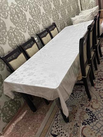 Стол со стульями